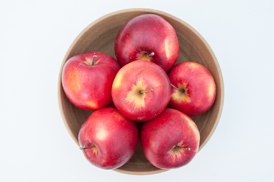 Fresh organic apples (per kilo)